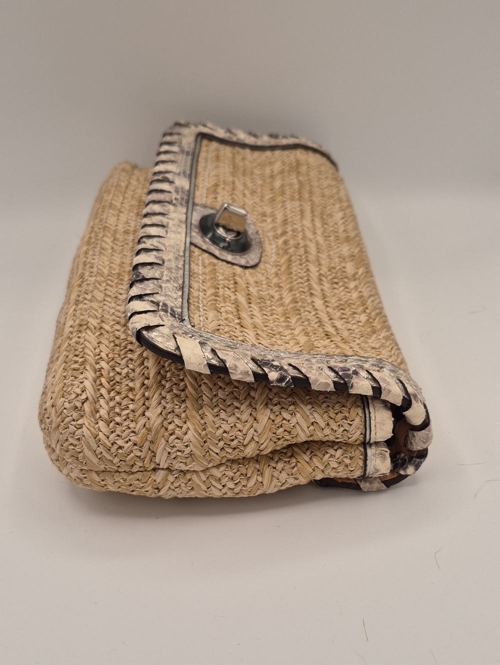 Coach Hampton Straw Clutch Wristlet Python Leather Trim Turnlock 47440 - Picture 4 of 12